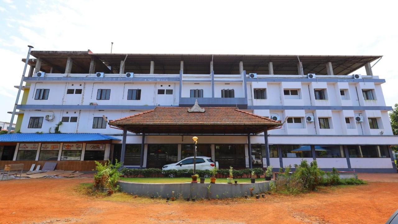 Kukuresidency Hotel Wadakkanchery Ngoại thất bức ảnh