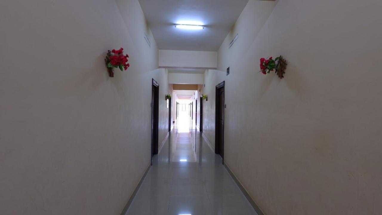 Kukuresidency Hotel Wadakkanchery Ngoại thất bức ảnh